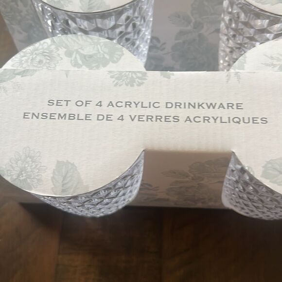NWT Shabby Chic 2 sets of 4 acrylic drinkware 12.5 oz cups with hexagonal design - Picture 4 of 6